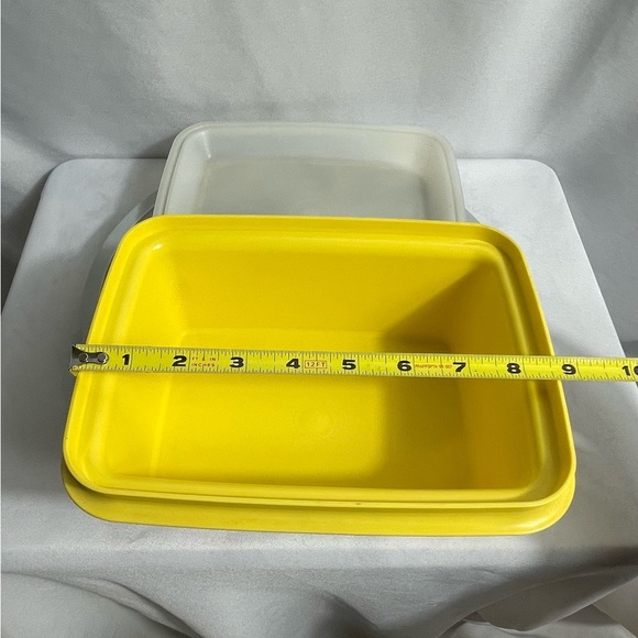 Vintage Tupperware Yellow Rectangular Marinating Keeper Container w/ Lid - Picture 6 of 8